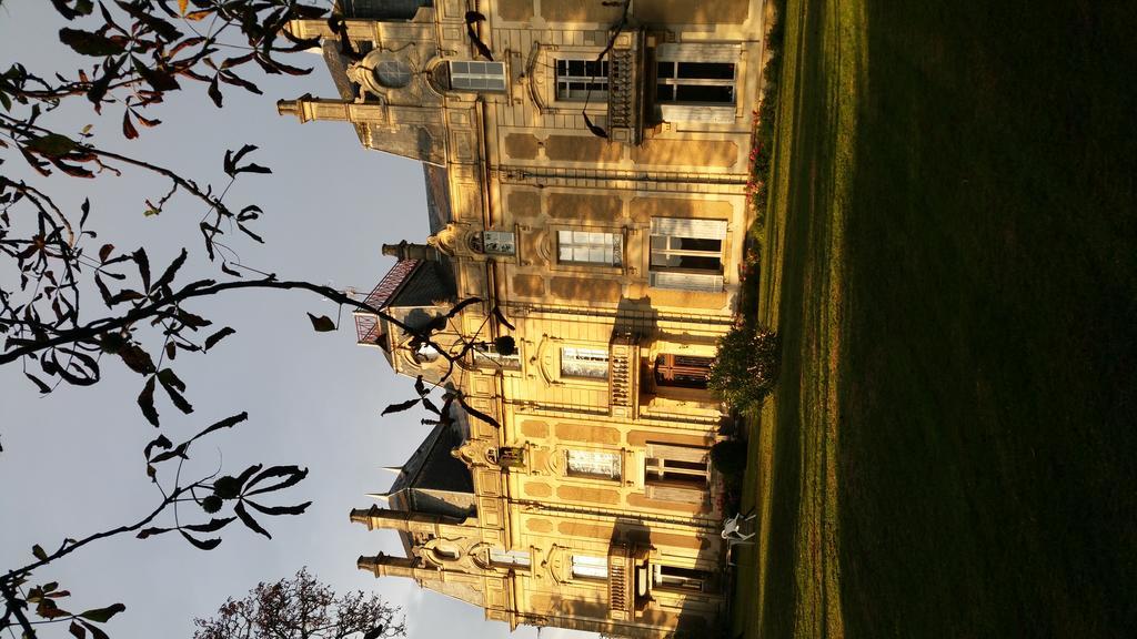 Chambres & Studios Château Saint Vincent Bazas Exterior foto